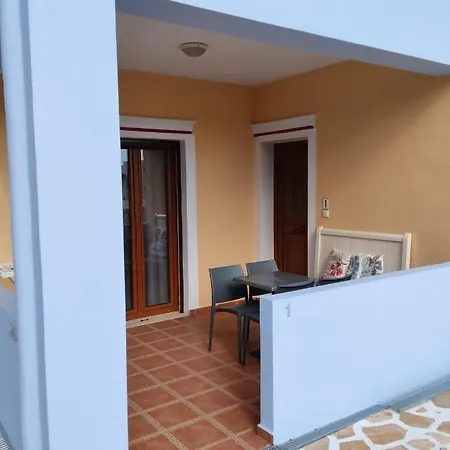 Anemi Leros 4 Lejlighedshotel Panteli