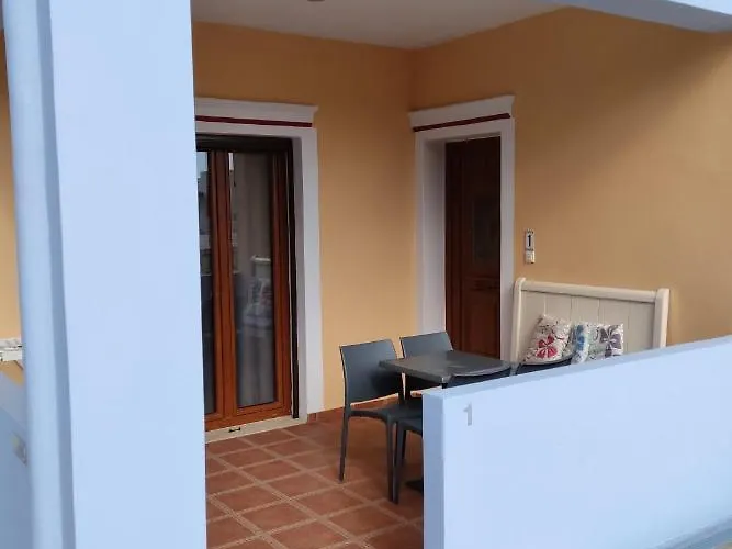 Anemi Leros 4 Apart Otel Panteli